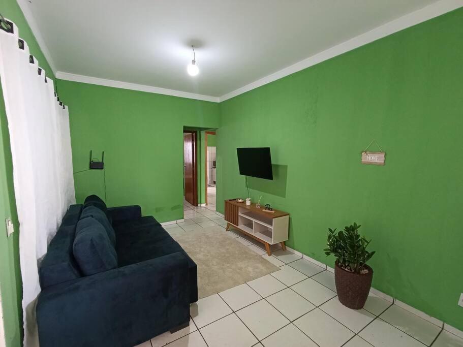 Casa De Temporada Em Cuiaba-mt - Regiao Do Cpa *